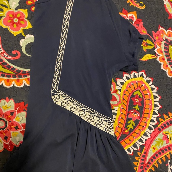 Navy w/cream embroidery detail peplum top - Picture 3 of 4